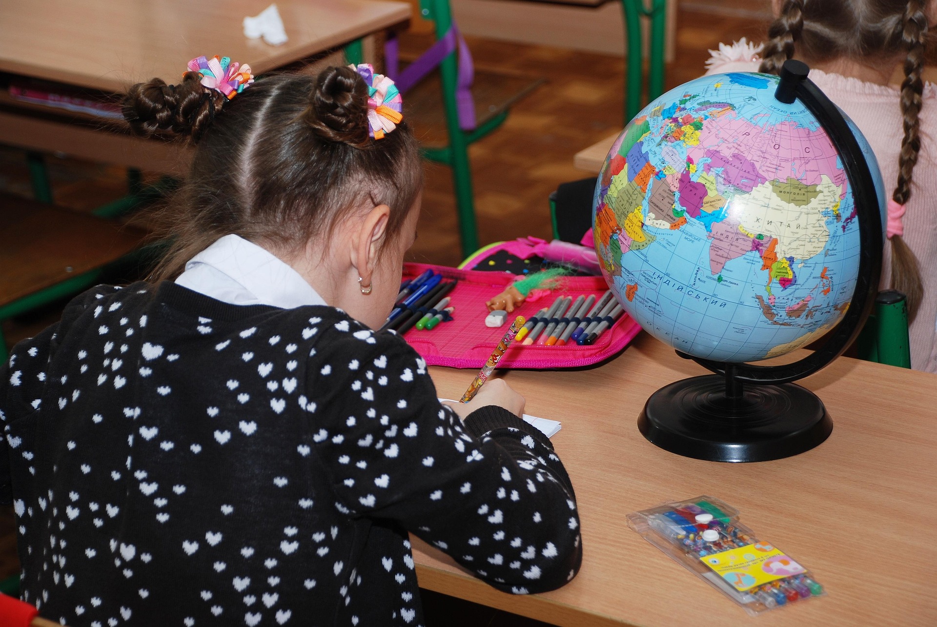 sobima-school-2934975_1920.jpg